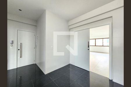 Apartamento à venda com 135m², 4 quartos e 3 vagasCozinha