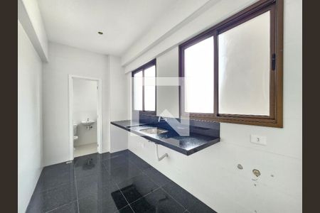 Apartamento à venda com 135m², 4 quartos e 3 vagasÁrea de Serviço