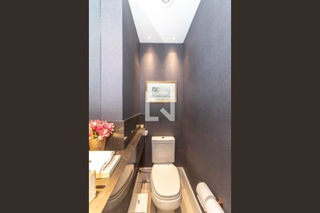 Apartamento à venda com 198m², 4 quartos e 3 vagasLavabo