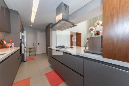 Apartamento à venda com 198m², 4 quartos e 3 vagasCozinha