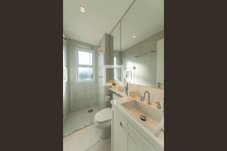 Apartamento à venda com 198m², 4 quartos e 3 vagasBanheiro da Suíte 4