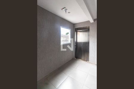 Apartamento à venda com 28m², 1 quarto e sem vagaElevador