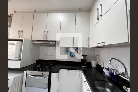 Apartamento à venda com 68m², 2 quartos e 1 vagaCozinha