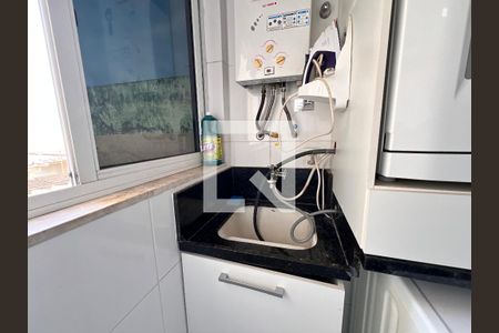 Apartamento à venda com 68m², 2 quartos e 1 vagaÁrea de Serviço