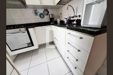 Apartamento à venda com 68m², 2 quartos e 1 vagaCozinha