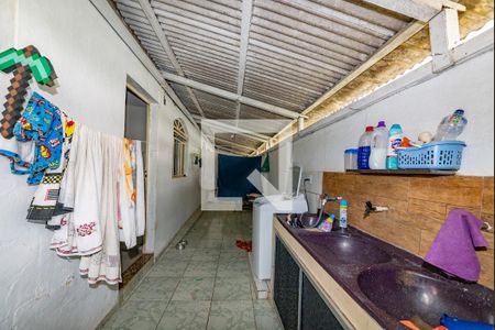 Casa à venda com 340m², 6 quartos e 2 vagasCasa 2