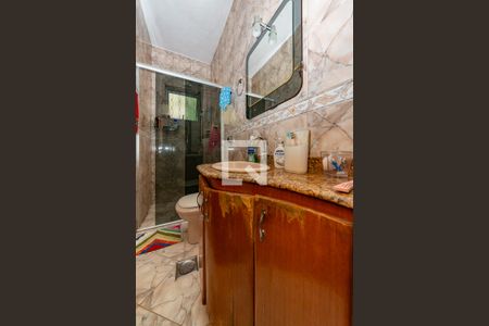 Casa à venda com 340m², 6 quartos e 2 vagasBanheiro