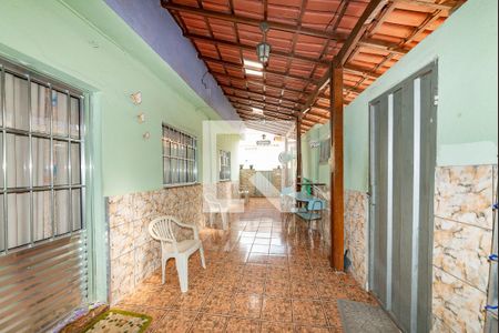 Casa à venda com 340m², 6 quartos e 2 vagasVaranda - Área de Serviço