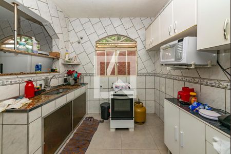 Casa à venda com 340m², 6 quartos e 2 vagasCasa 2