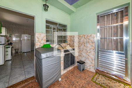 Casa à venda com 340m², 6 quartos e 2 vagasVaranda - Área de Serviço