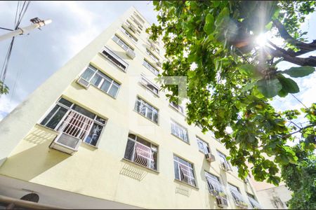 Apartamento à venda com 120m², 3 quartos e 1 vagaFachada
