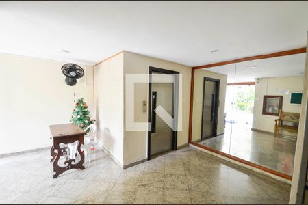 Apartamento à venda com 120m², 3 quartos e 1 vagaHall