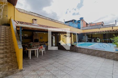 Casa à venda com 250m², 3 quartos e 3 vagasPiscina e Churrasqueira 