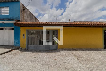 Casa à venda com 250m², 3 quartos e 3 vagasFachada 