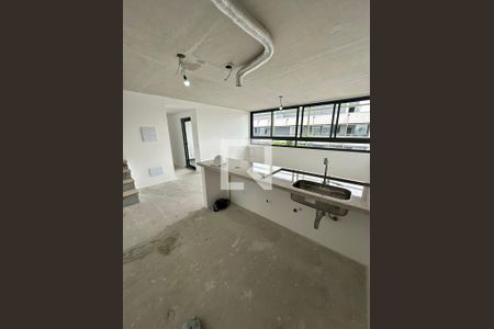 Sala de apartamento à venda com 3 quartos, 155m² em Vila Ipojuca, São Paulo