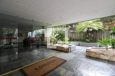 Apartamento à venda com 130m², 4 quartos e 1 vagaÁrea comum - Hall Social