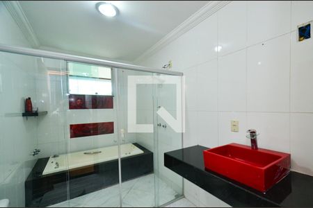 Casa à venda com 340m², 6 quartos e 10 vagasBanheiro suite