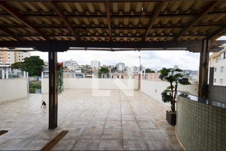 Casa à venda com 340m², 6 quartos e 10 vagasCobertura