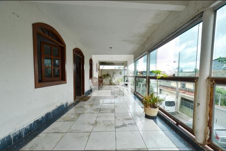 Casa à venda com 340m², 6 quartos e 10 vagasVaranda casa2