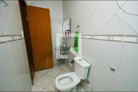 Casa à venda com 340m², 6 quartos e 10 vagasBanheiro casa2