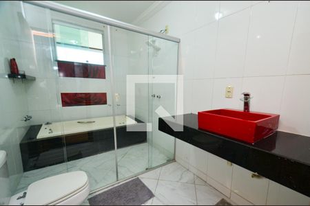 Casa à venda com 340m², 6 quartos e 10 vagasBanheiro suite