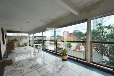 Casa à venda com 340m², 6 quartos e 10 vagasVaranda casa2