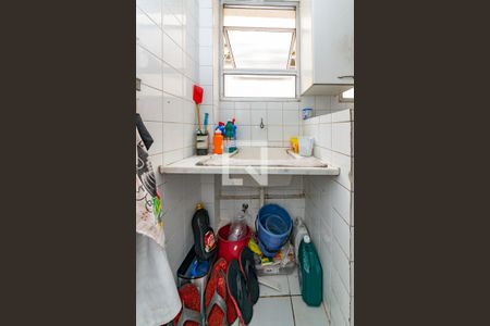 Apartamento para alugar com 55m², 2 quartos e 1 vagaÁrea de Serviço