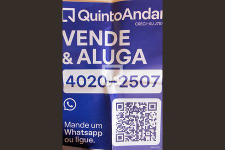 Apartamento à venda com 421m², 4 quartos e 4 vagas Apartamento à venda com 421m², 4 quartos e 4 vagasPlaquinha