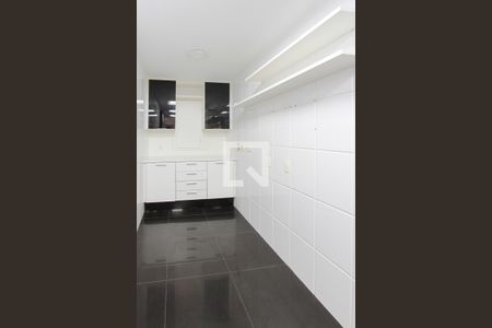 Apartamento à venda com 421m², 4 quartos e 4 vagas Apartamento à venda com 421m², 4 quartos e 4 vagasCozinha