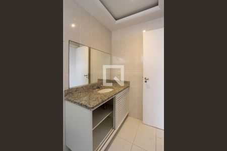 Apartamento à venda com 421m², 4 quartos e 4 vagas Apartamento à venda com 421m², 4 quartos e 4 vagasBanheiro Quarto 2 suíte