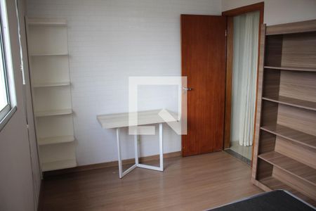 Apartamento à venda com 200m², 4 quartos e 2 vagasQuarto 4