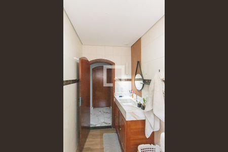 Casa para alugar com 313m², 3 quartos e 3 vagasBanheiro