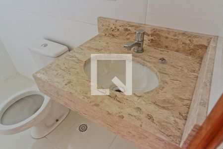 Casa à venda com 90m², 2 quartos e 3 vagasBanheiro da Suíte 1