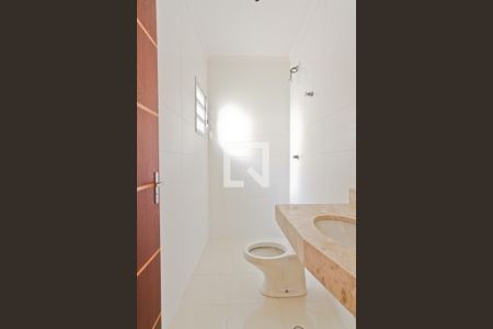 Casa à venda com 90m², 2 quartos e 3 vagasBanheiro da Suíte 2