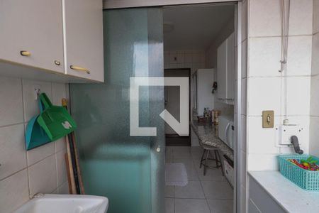 Apartamento à venda com 58m², 2 quartos e 1 vagaÁrea de Serviço