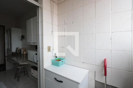 Apartamento à venda com 58m², 2 quartos e 1 vagaÁrea de Serviço