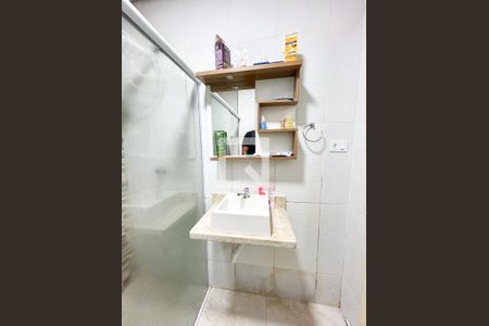 Casa à venda com 122m², 4 quartos e 2 vagasBanheiro 2