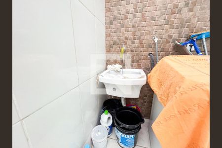 Casa à venda com 122m², 4 quartos e 2 vagasÁrea de Serviço