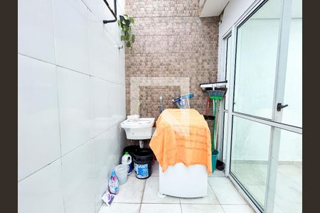 Casa à venda com 122m², 4 quartos e 2 vagasÁrea de Serviço