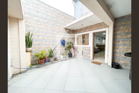 Casa à venda com 122m², 4 quartos e 2 vagasÁrea comum