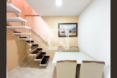 Casa à venda com 122m², 4 quartos e 2 vagasCopa