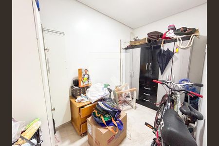 Casa à venda com 122m², 4 quartos e 2 vagasQuarto de Serviço