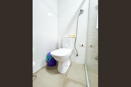 Casa à venda com 122m², 4 quartos e 2 vagasBanheiro