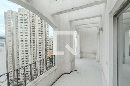 Apartamento à venda com 121m², 2 quartos e 1 vagaSacada