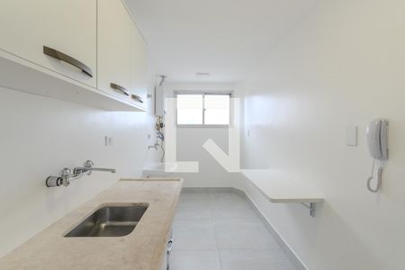 Apartamento à venda com 121m², 2 quartos e 1 vagaCozinha e Área de Serviço