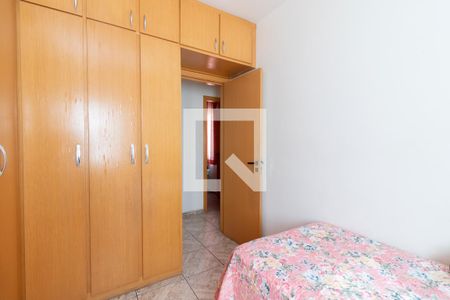 Apartamento à venda com 70m², 3 quartos e 1 vagaQuarto 2