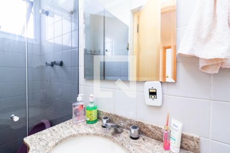 Apartamento à venda com 70m², 3 quartos e 1 vagaBanheiro 2