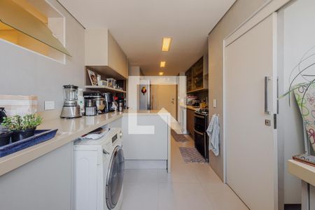 Apartamento à venda com 270m², 3 quartos e 1 vagaÁrea de Serviço