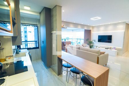 Apartamento à venda com 81m², 2 quartos e 2 vagas Apartamento à venda com 81m², 2 quartos e 2 vagasCozinha e Área de Serviço