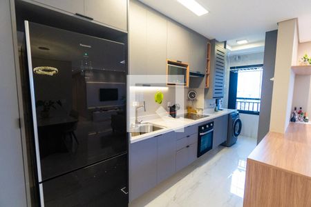 Apartamento à venda com 81m², 2 quartos e 2 vagas Apartamento à venda com 81m², 2 quartos e 2 vagasCozinha e Área de Serviço